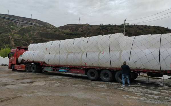 崆峒PE吨桶交付中