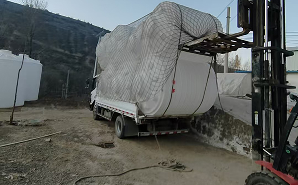 崆峒塑料桶批量交付案例：满足多行业高标容器需求的一站式解决方案