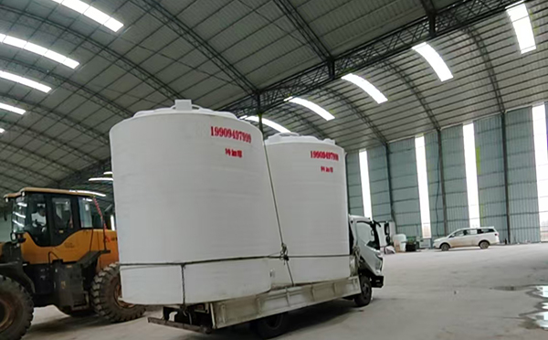 特加厚崆峒塑料大桶装车运输交付实录